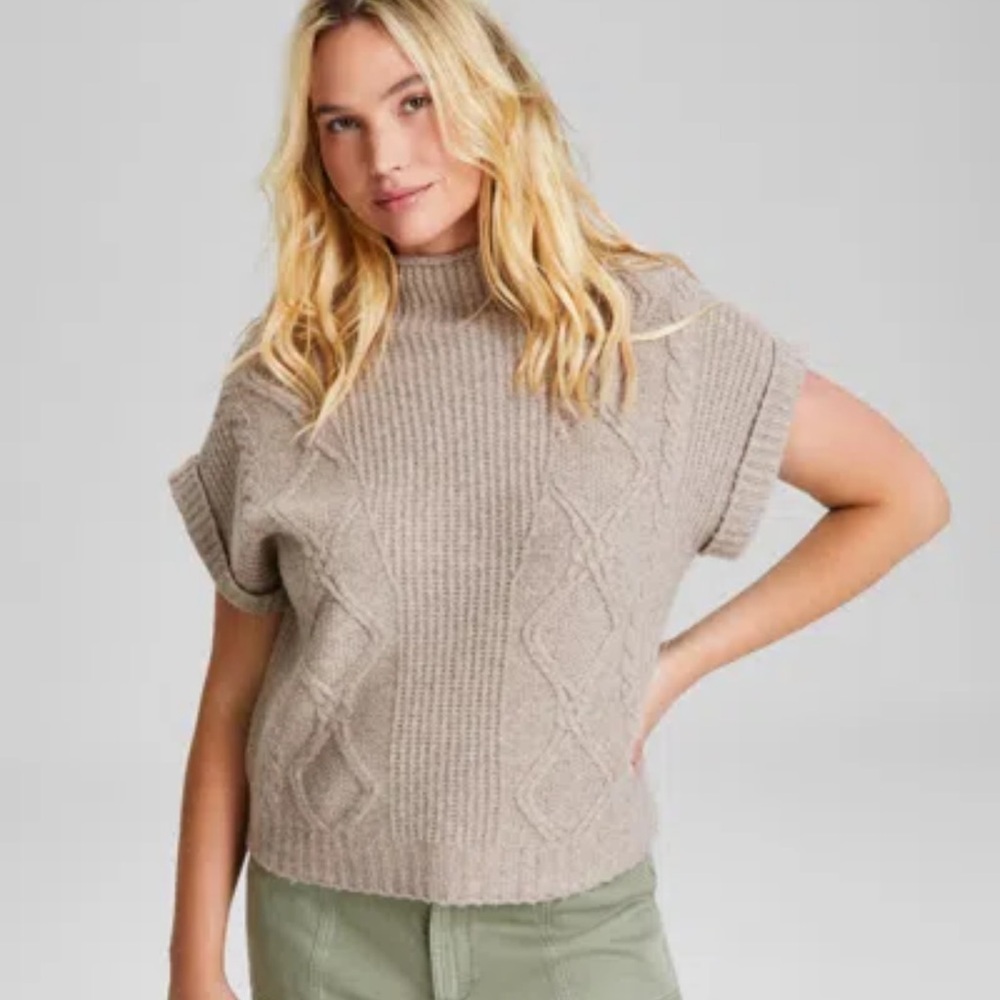 And Now This*  Women's Funnel-neck Short-sleeve Sweater Vest
